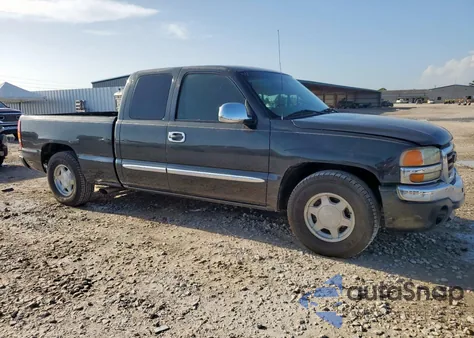 2003 GMC New Sierra C1500 z USA, uszkodzony, nr VIN 2GTEC19T831283708